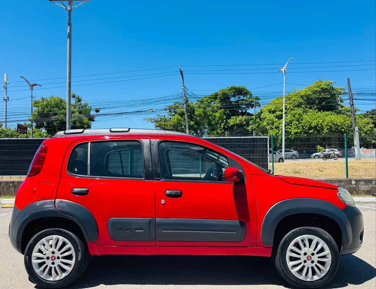 Fiat Uno WAY 1.4 EVO Fire Flex 8V 5P 2013 - Foto 3