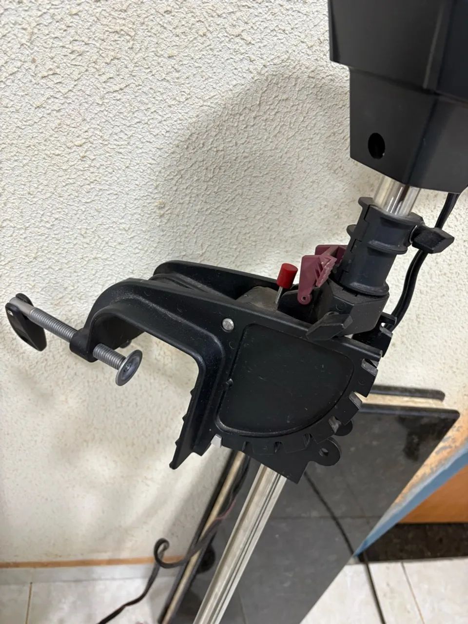 Motor elétrico Phantom 44LBs para barco  - Foto 5