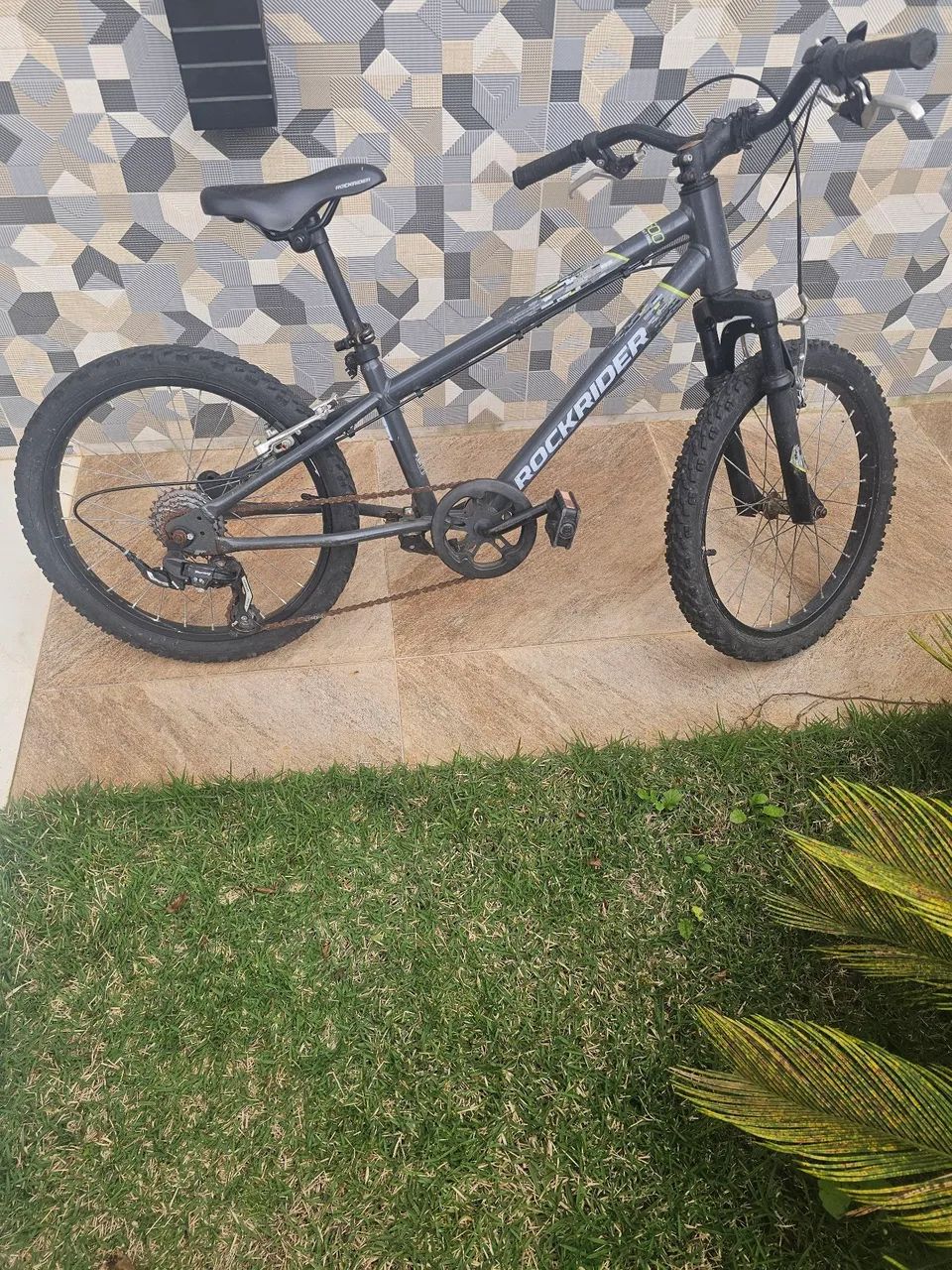 Bicicleta juvenil aro 20 - Foto 3