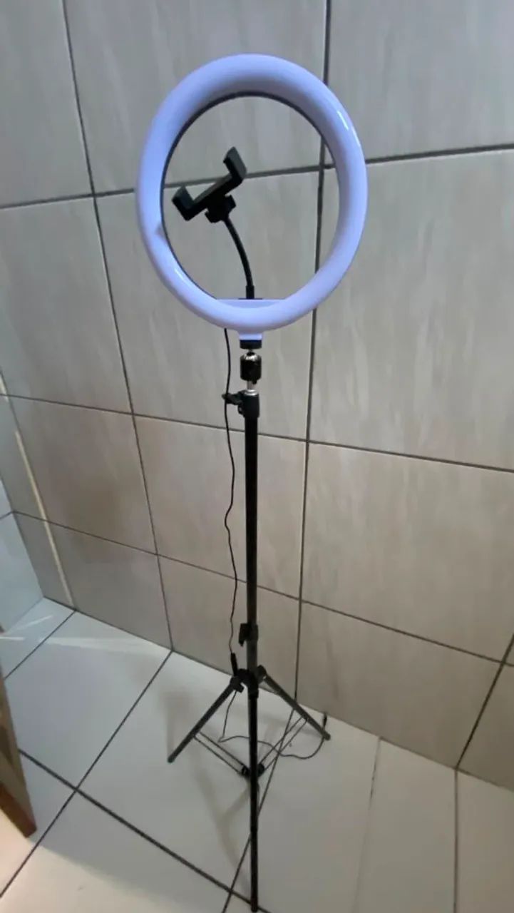 Ring light com tripé - Foto 3