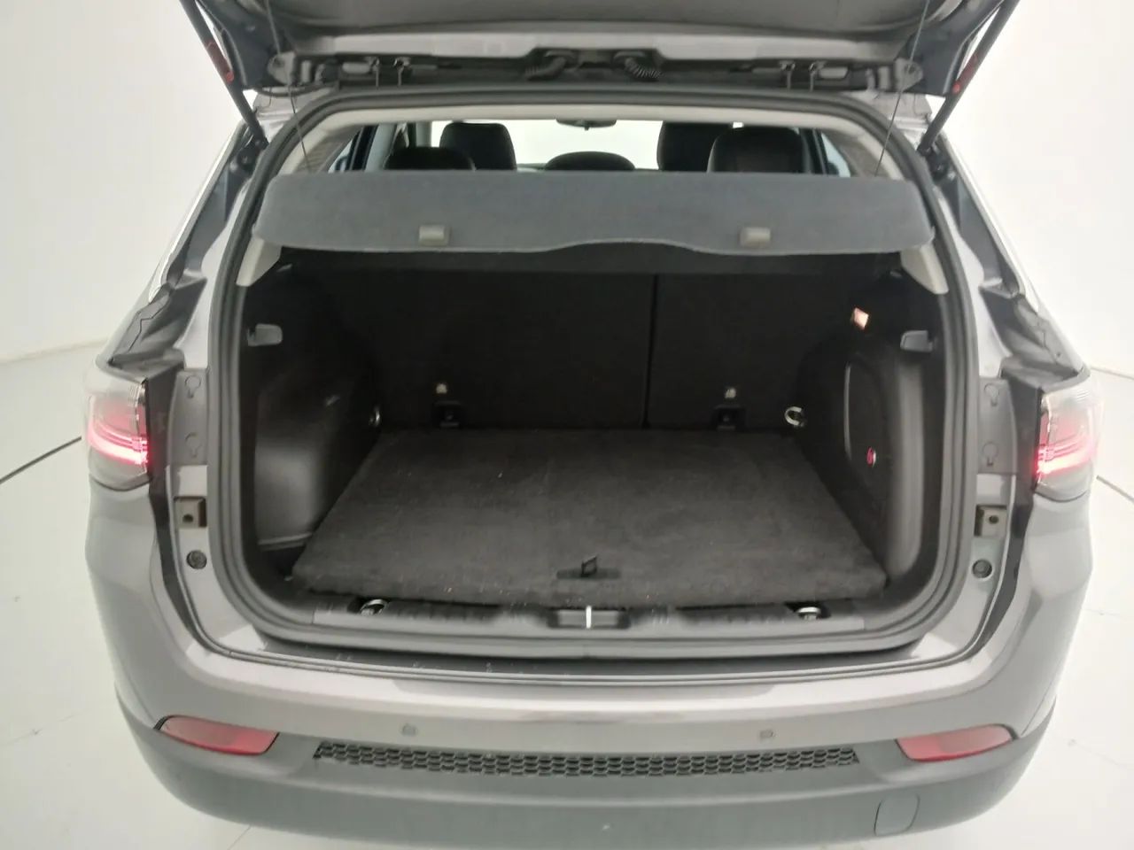 Jeep Compass LONG. T270 1.3 TB 4x2 Flex Aut., foto 9 de 18