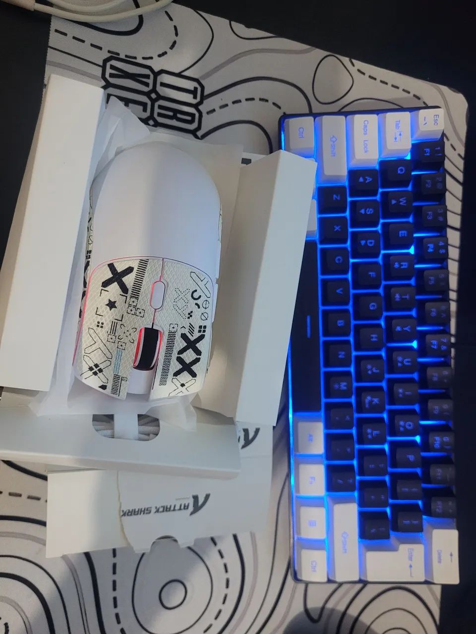 Mouse e teclado gamer