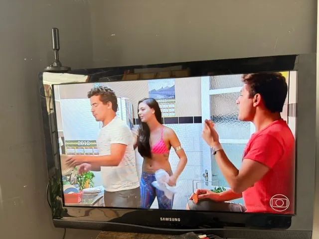 Televisão 37 polegadas Samsung  Precisa de conversor digital  - Foto 4