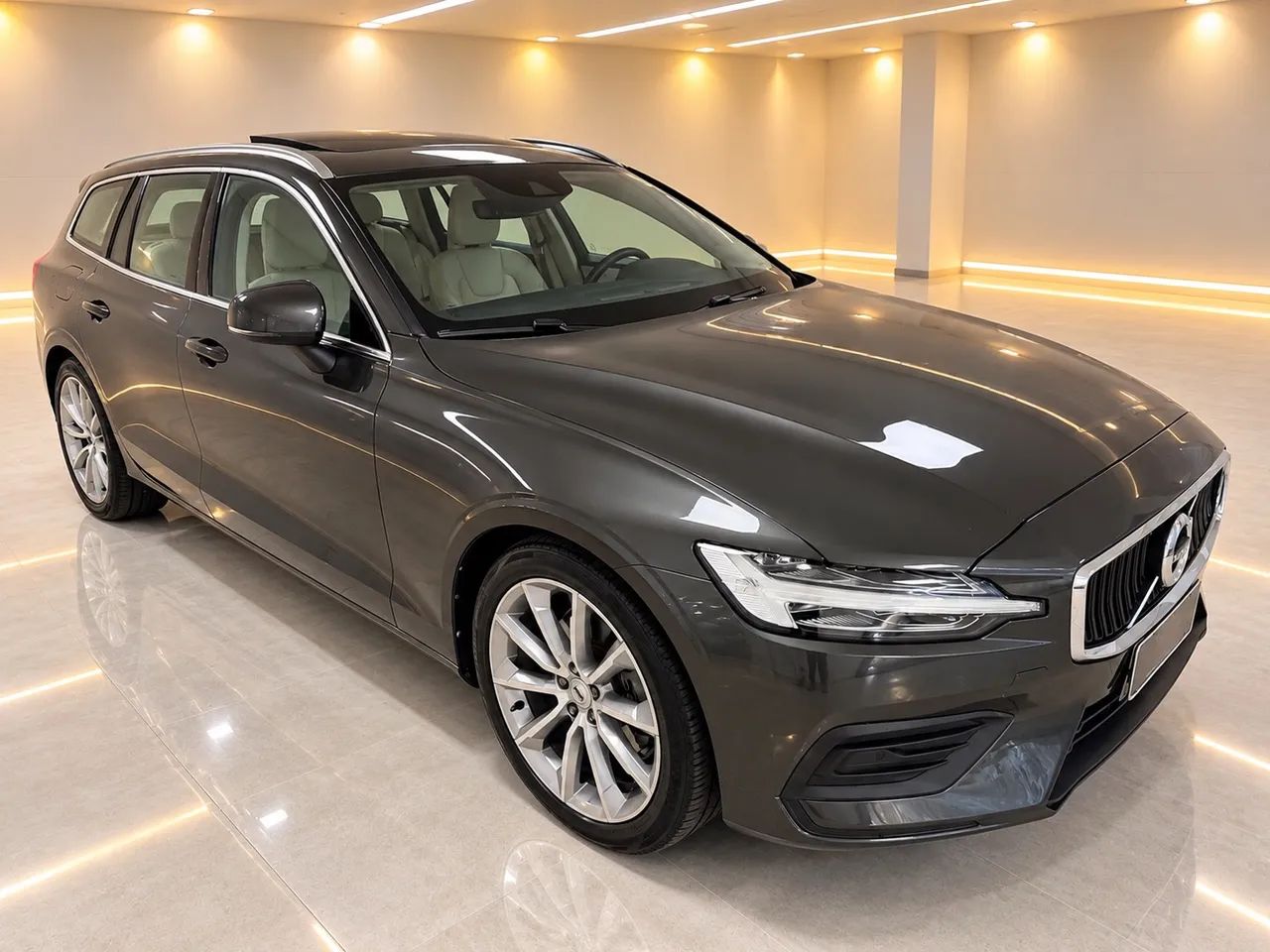 Volvo V60 V60 T-5 MOMENTUM 2.0 5p 2020