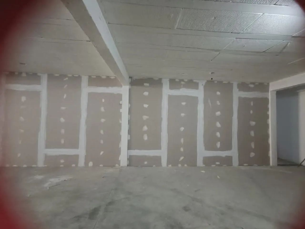 Gesseiro serviço de gesso em Drywall 