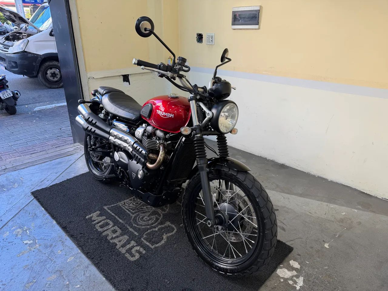 Triumph Street Scrambler 