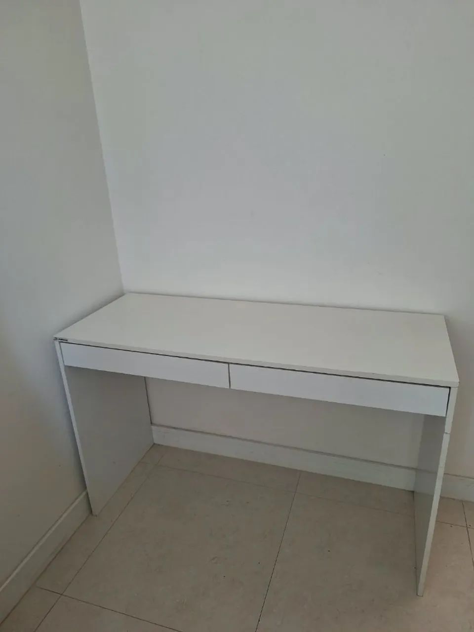 Mesa de estudo em bom estado ! - Foto 3