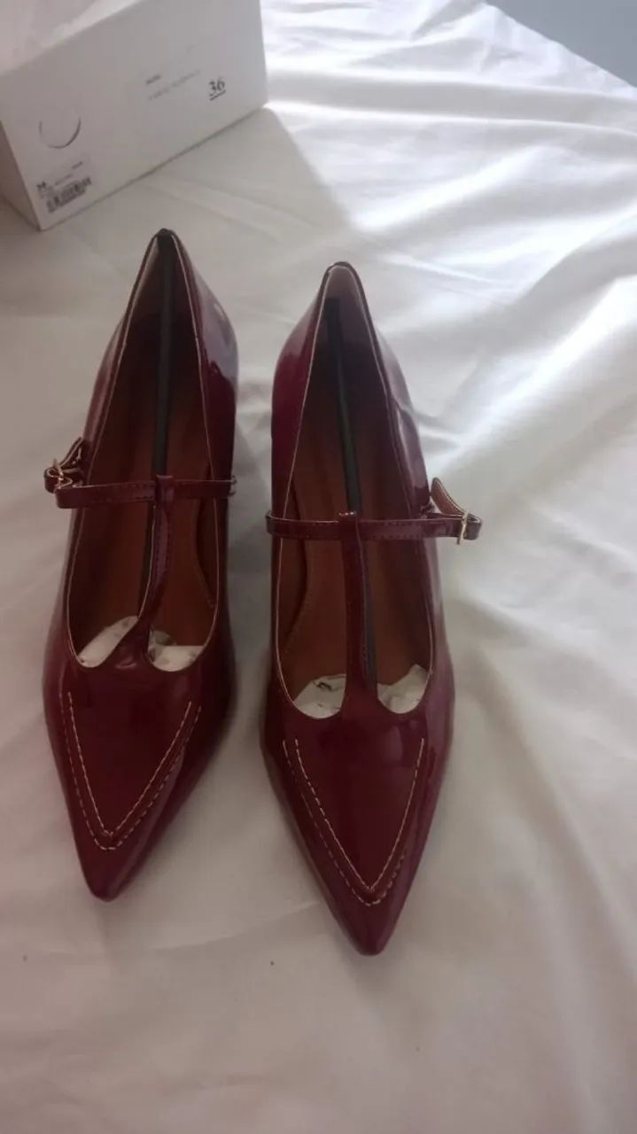 Sapatos novíssimo,nunca usado