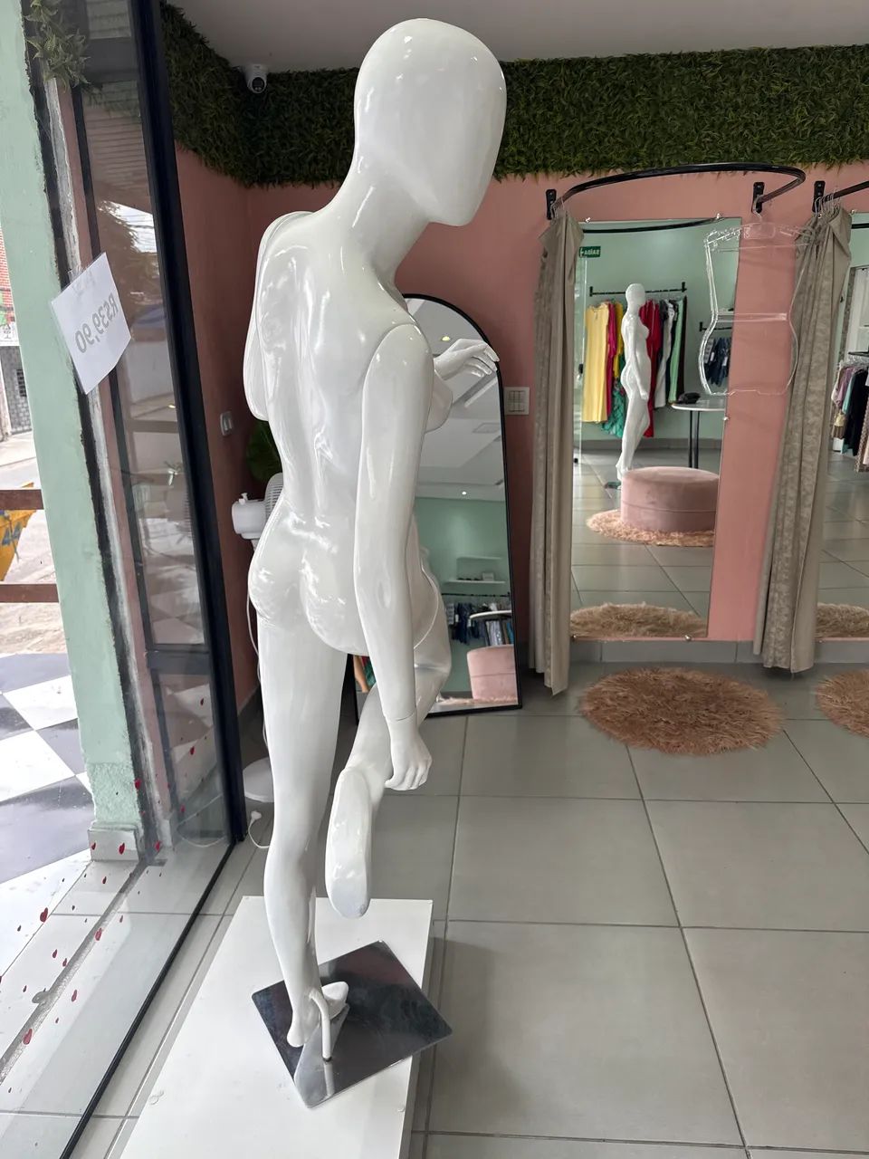 Manequins - Foto 4