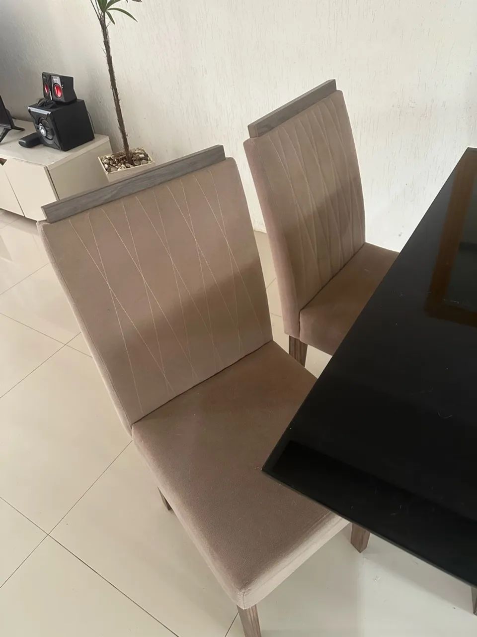 Mesa com 4 cadeiras  - Foto 4