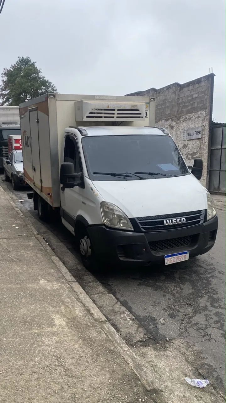Iveco 55c16 2010 refrigerado  - Foto 2