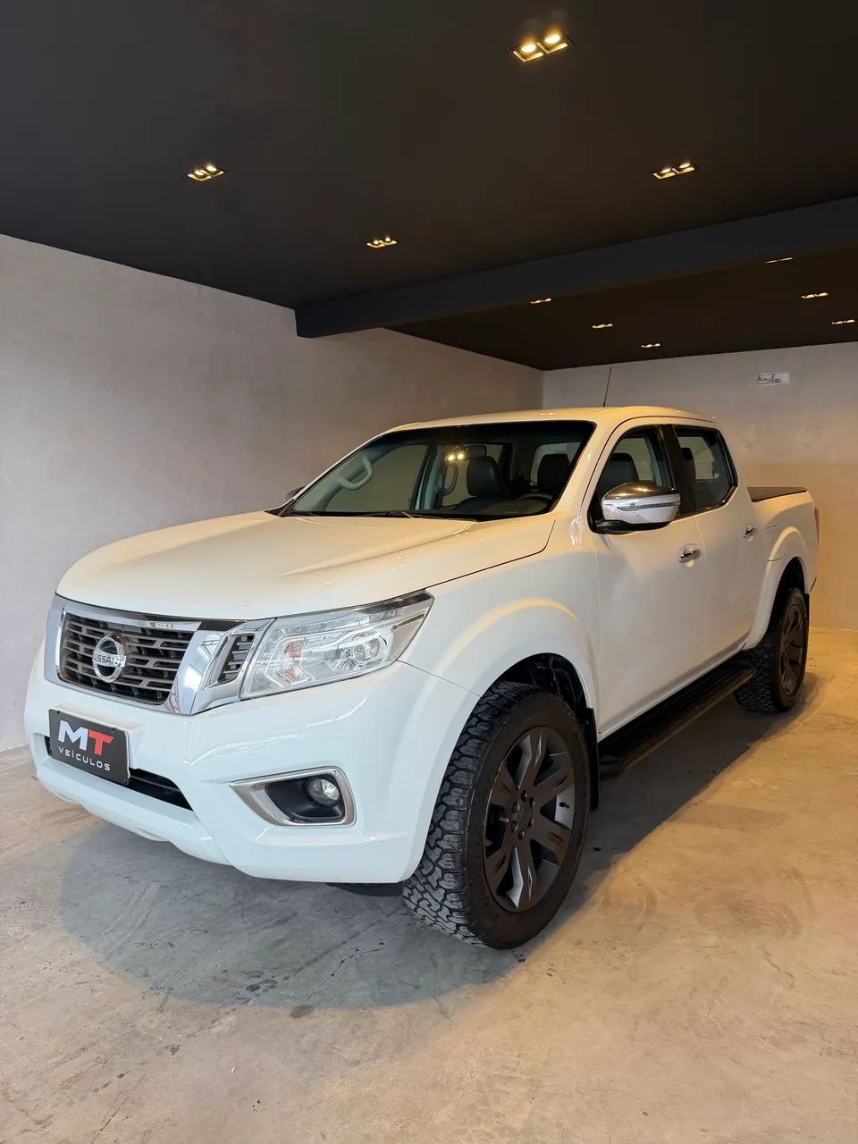 Nissan Frontier Frontier XE CD 4x4 2.3 Bi-TB Diesel Aut. 2019