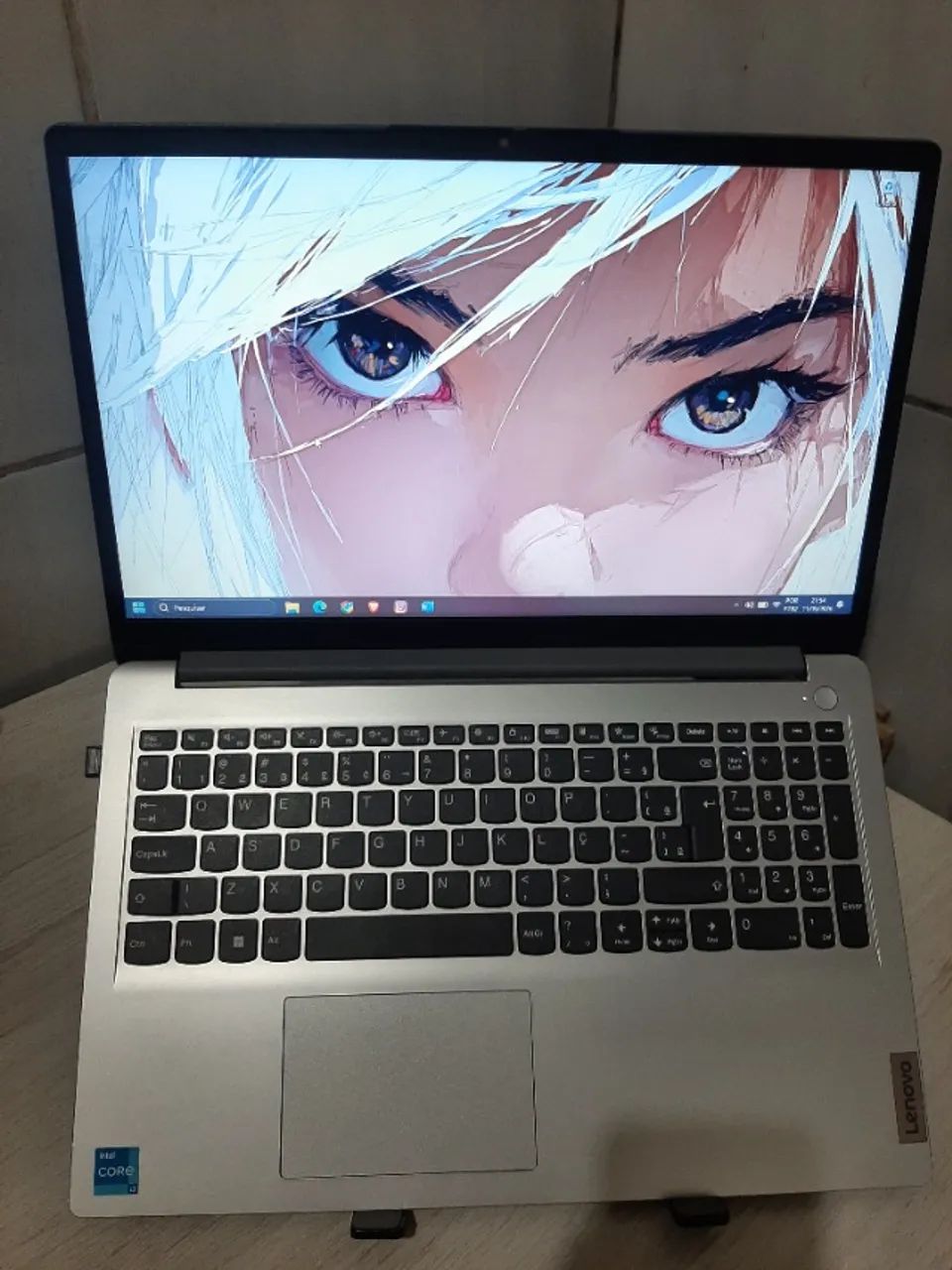 Notebook Lenovo - 256 gigas / 8 de Ram - Foto 3