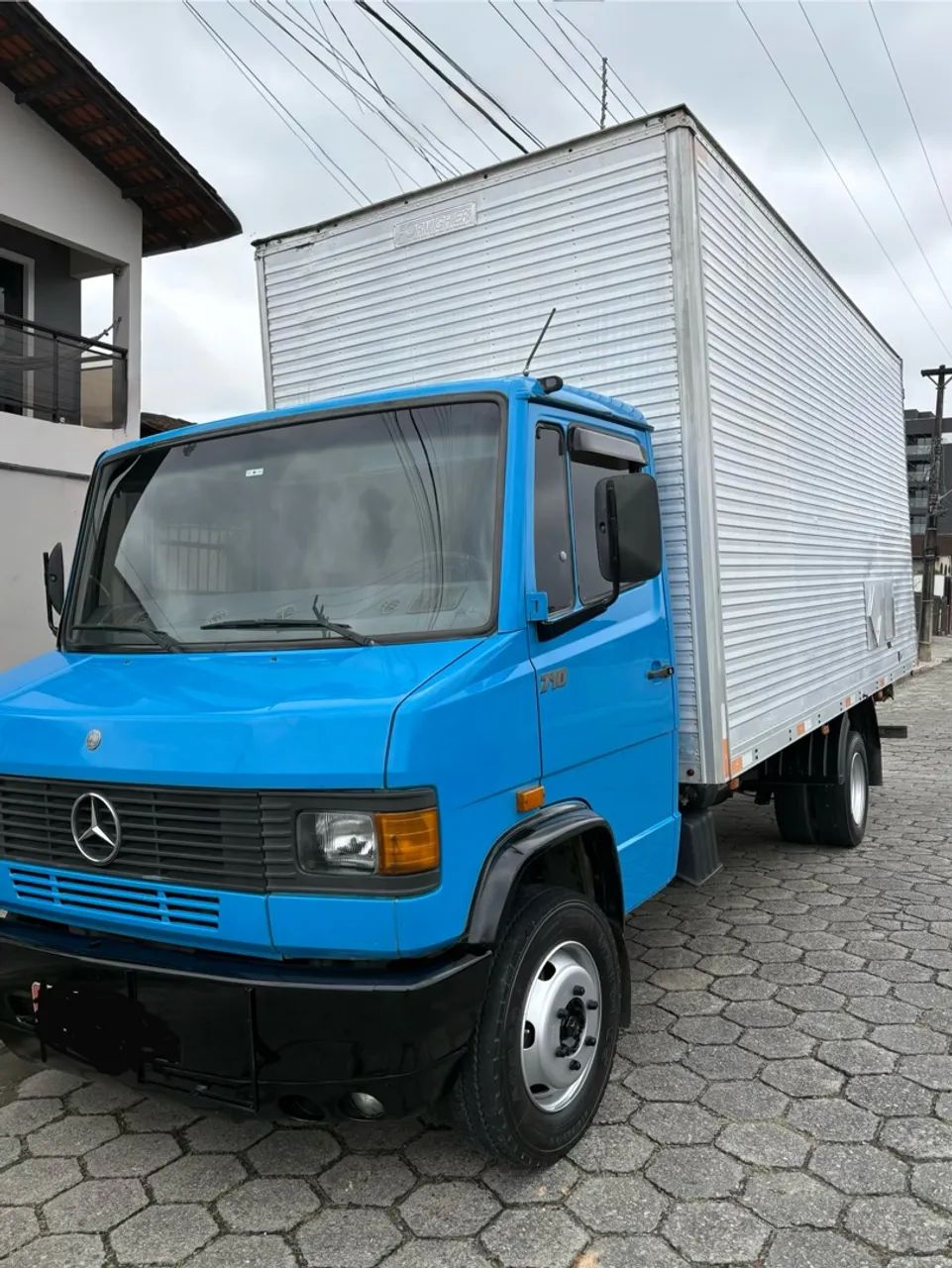 Mercedes 710 - Foto 3