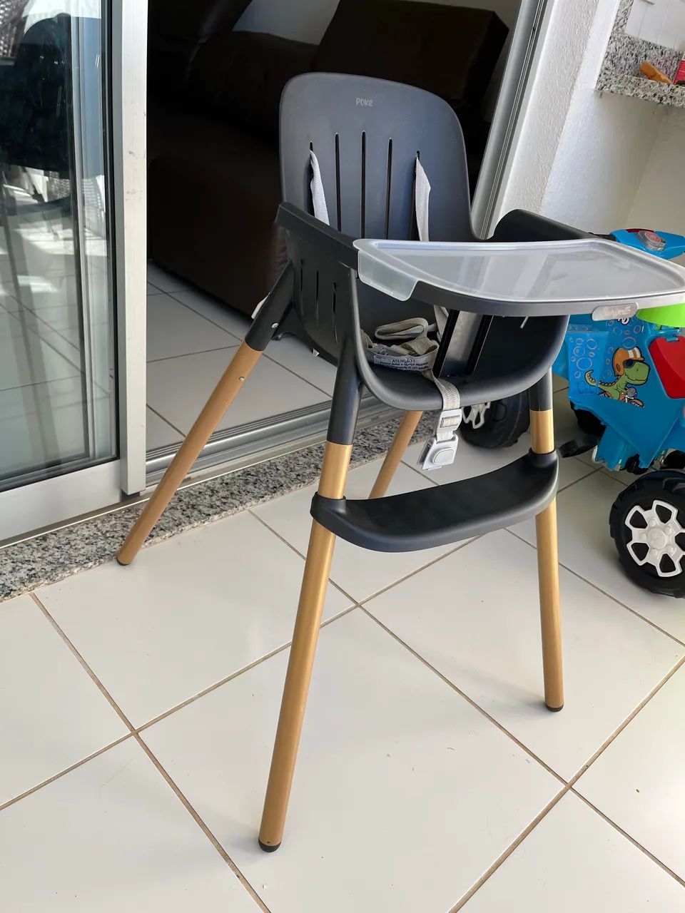 Cadeirinha de alimentação 