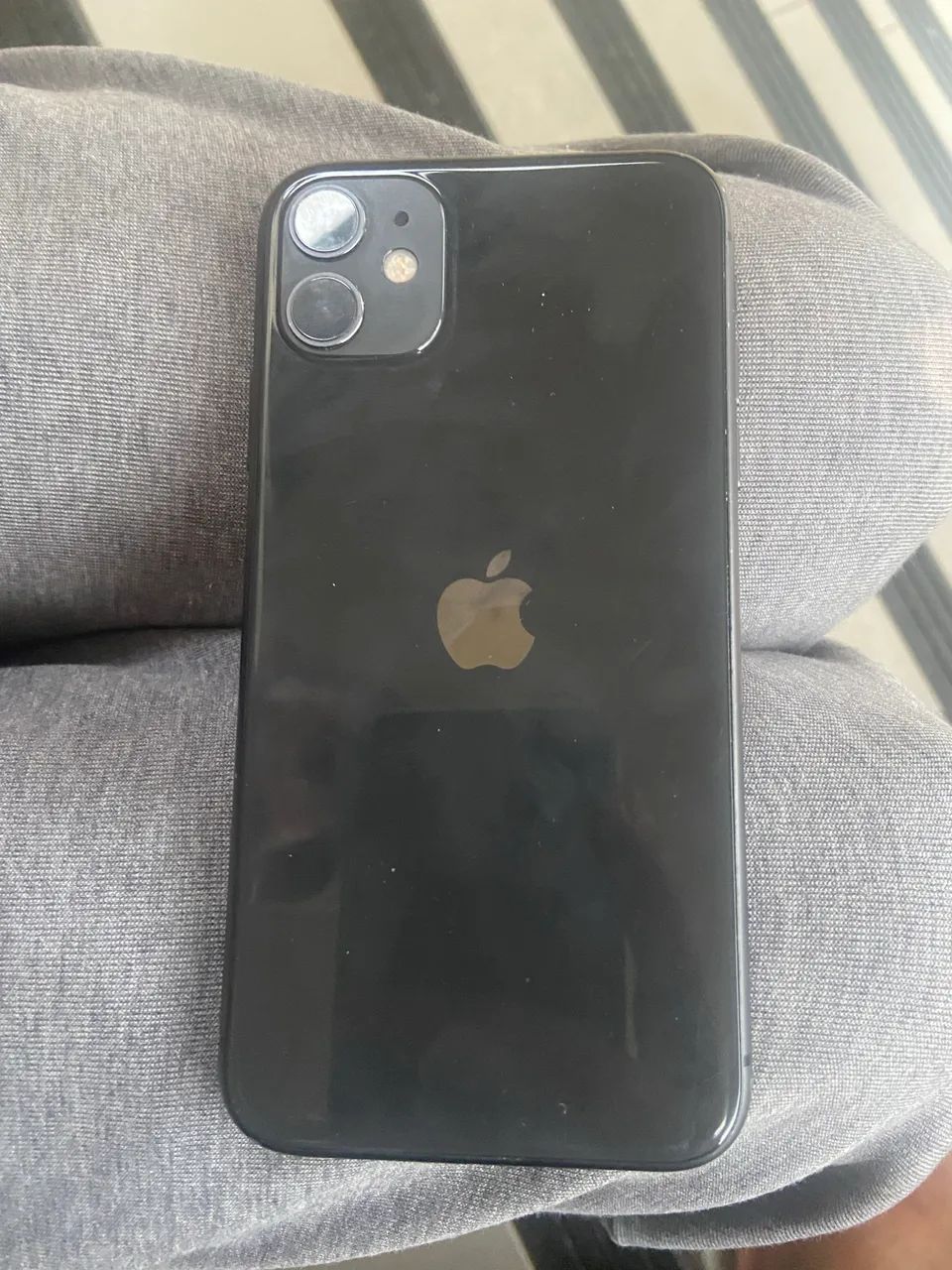 Vendo iPhone 11 - Foto 2