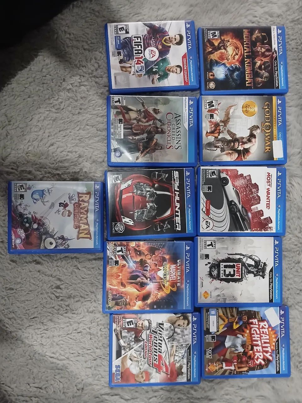 Vendo ou troco coleção de jogos de psvita  - Foto 2