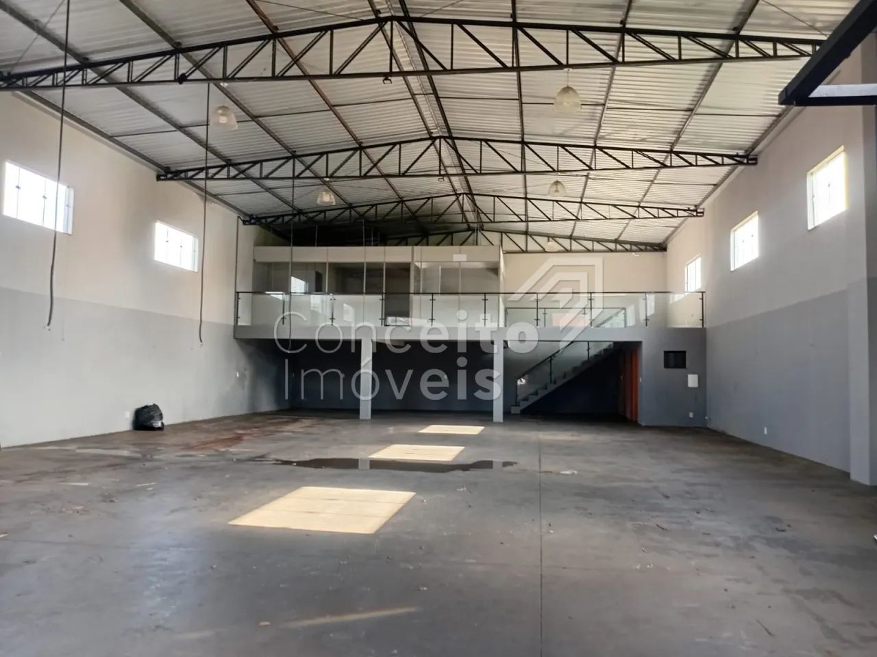Barracão com 400 m² - Nova Rússia - Foto 4