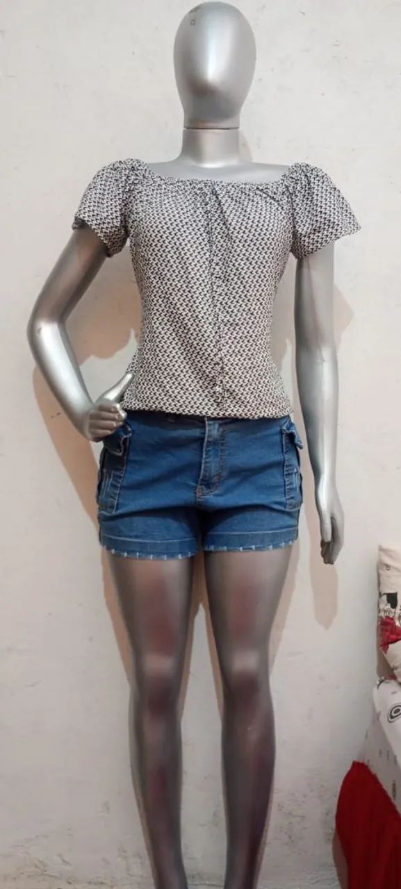 Roupas usadas e boas condições de uso.  - Foto 2