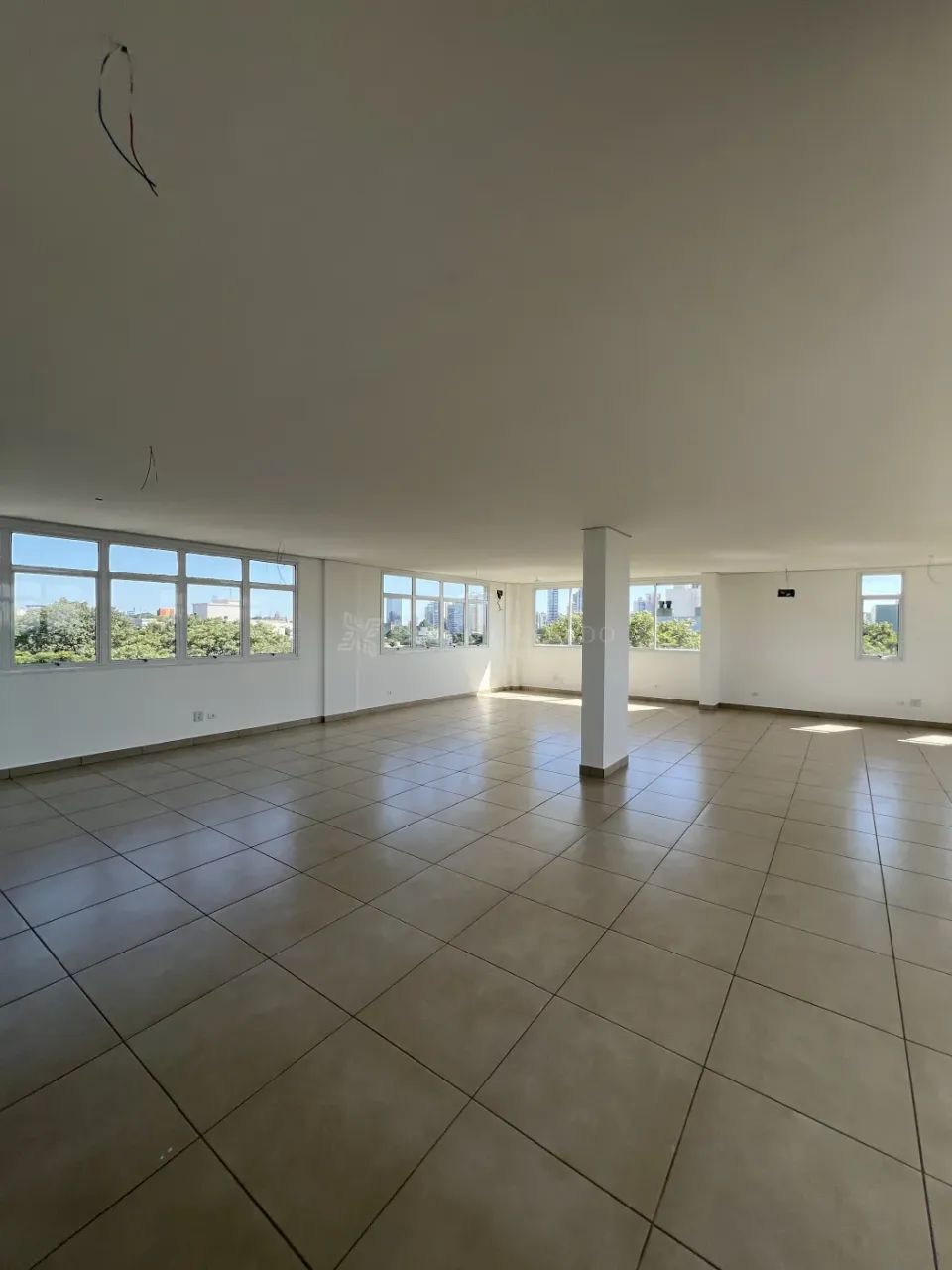 Sala comercial - Av. Humaitá - Foto 2