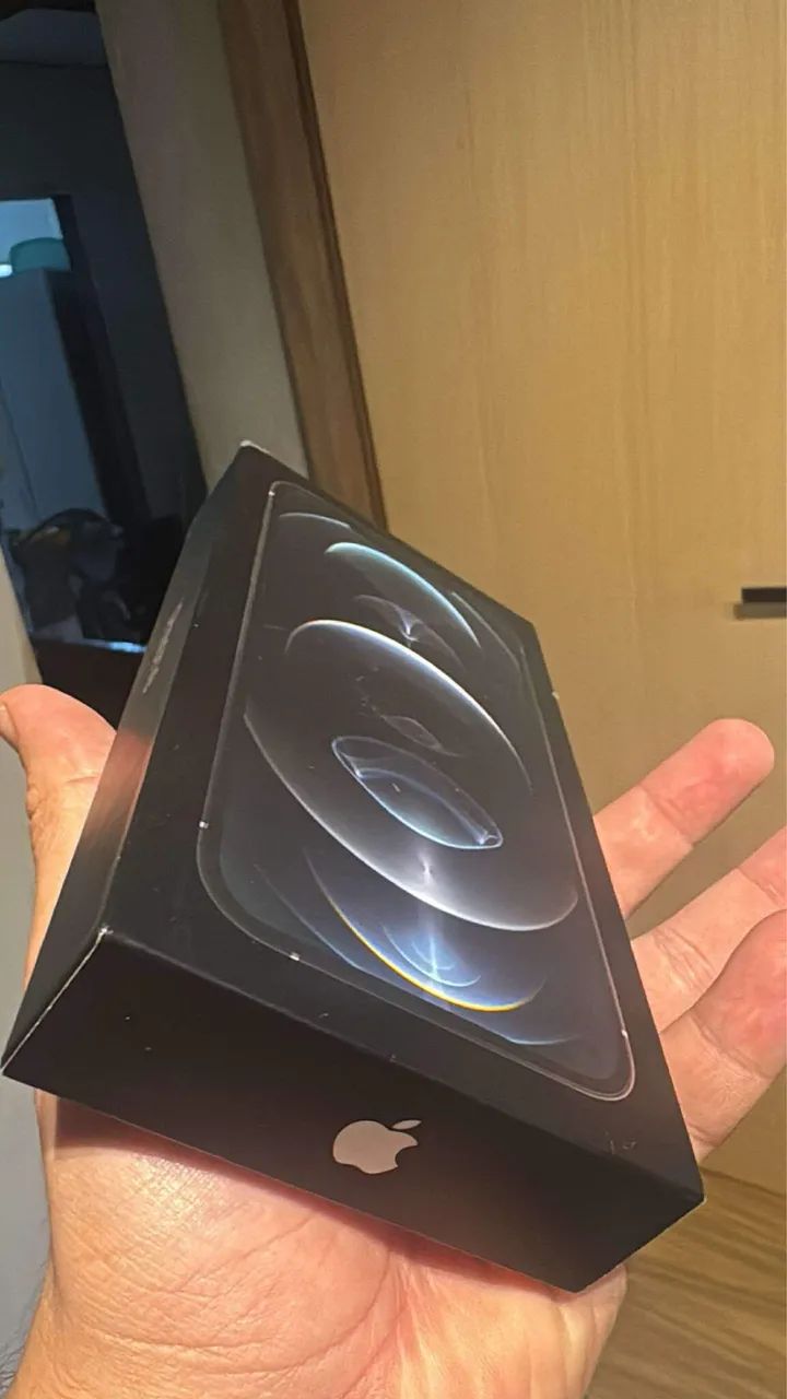 Vendo ou troco iPhone 15 pro max 256gb - Foto 2
