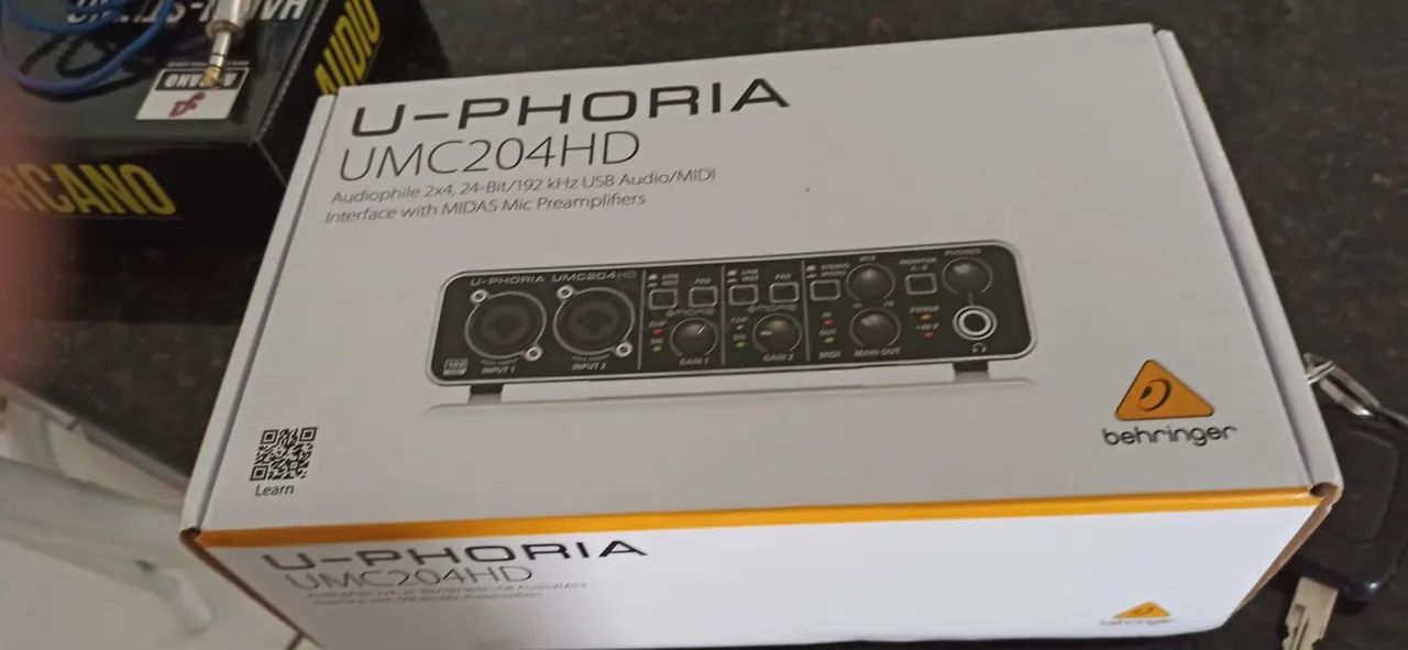 Interface Behringer UMC204HD418477679398113284