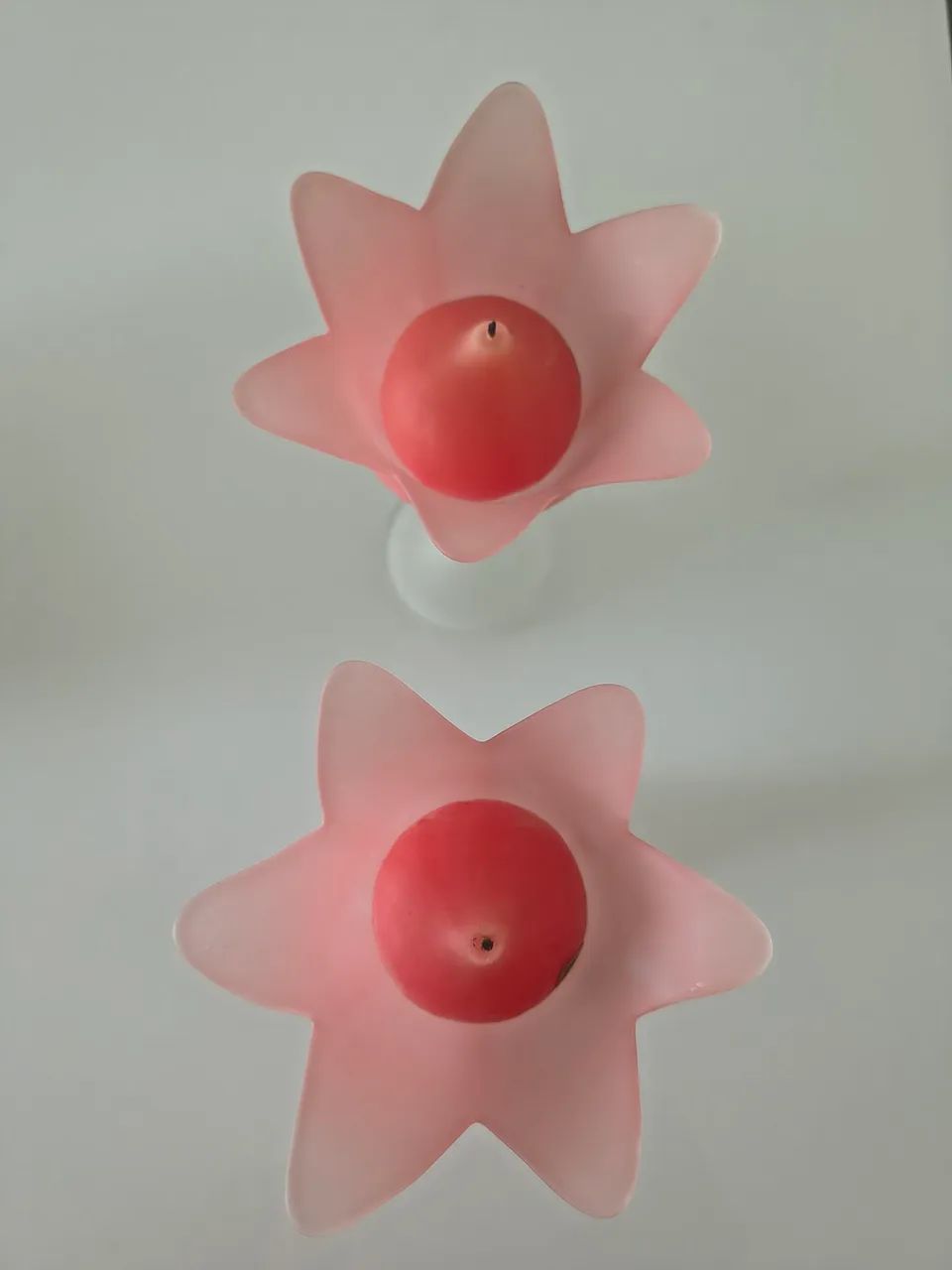 Par de castiçal de vidro em formato de tulipa com velas - Foto 2