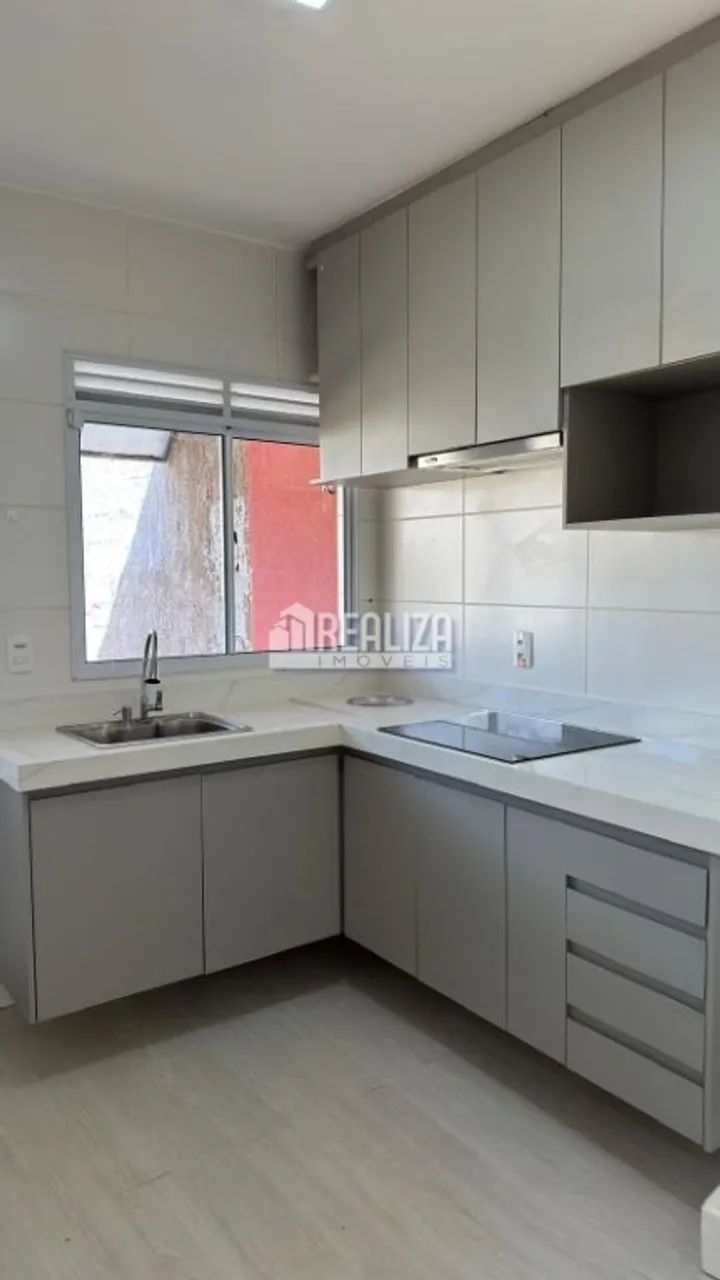 Casa à Venda no Parque das Aroeiras em Uberaba - Foto 2