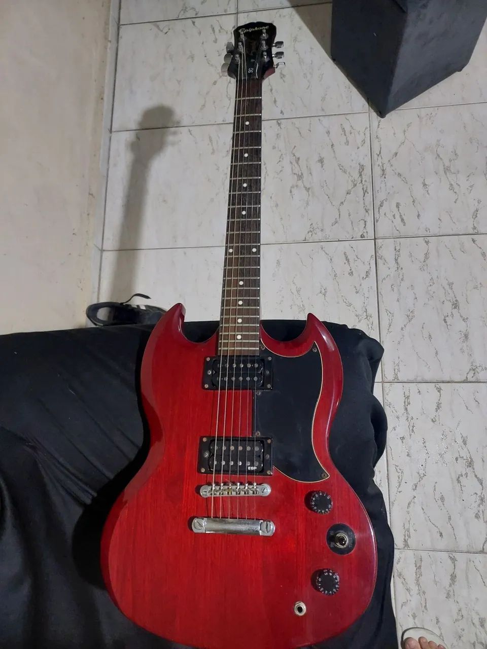 Vendo Guitarra Epiphone SG Especial  - Foto 2