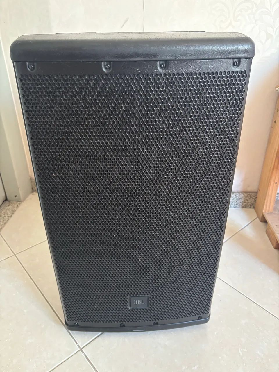 Caixa JBL EON 612 