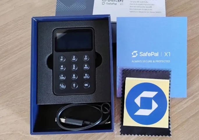 Cold Wallet SafePal X1