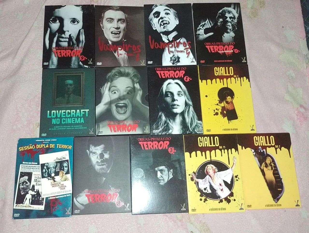 Box da versátil obras primas do terror entre outros