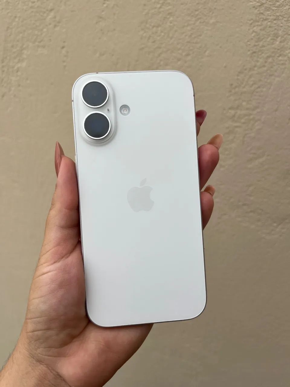 iPhone 16(todo original) 