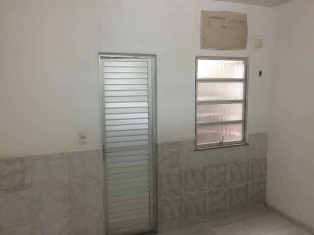 More bem! Centro, Segurança, Garagem, Água incluída, Sem fiador/condominio, Sem IPTU - Foto 16