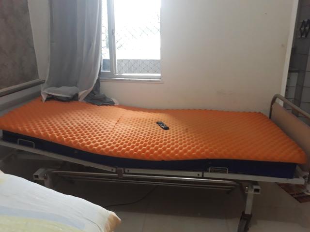 Cama hospitalar eletrica - Foto 2