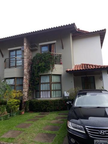 Casa. Duplex - 4 Qtos. - 135 m² - Morada De Camburi - Cond. Villa Borghese