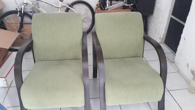 Vendo duas poltrona pra sua sala - Foto 2