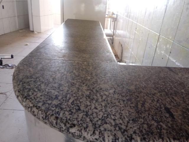 Balcão de Atendimento em L, compensado e tampo de Granito - Foto 2