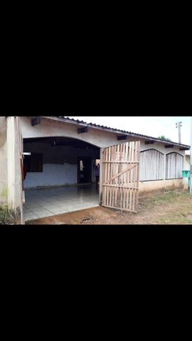 Vendo uma casa no sol nascente vila Acre ou trocou por outra leia
