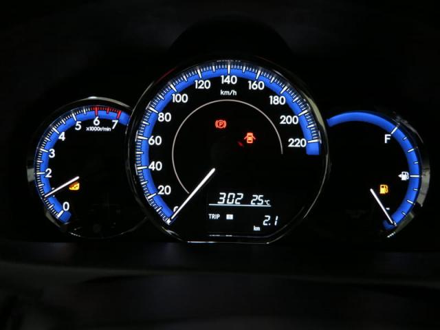 TOYOTA YARIS SEDAN XL MT 19/20 - Foto 9