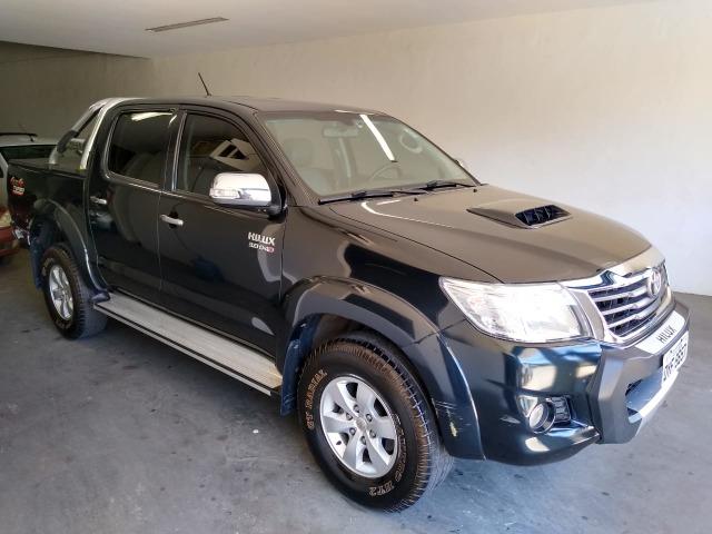 Hilux SRV .3.0 Aut - Foto 2