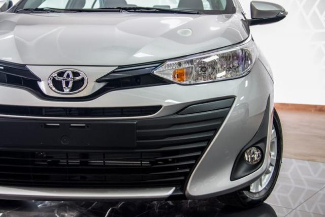 TOYOTA YARIS SEDAN XL PLUS AT 19/20 - Foto 2