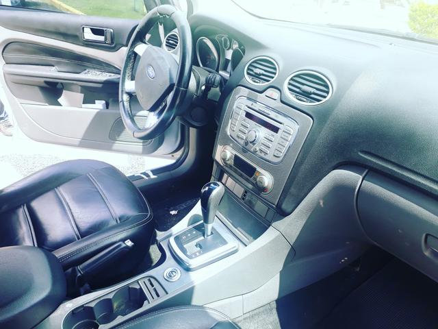 Ford Focus Hatch Titanium - Foto 4