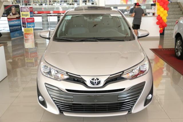 TOYOTA YARIS SEDAN XLS AT 19/20 - Foto 2
