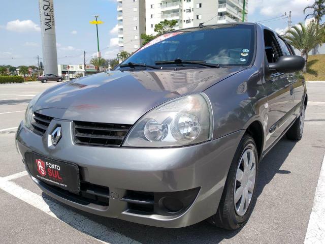 .*. Renault Clio 2006 completo com baixo km, ar condicionado e direção hidráulica