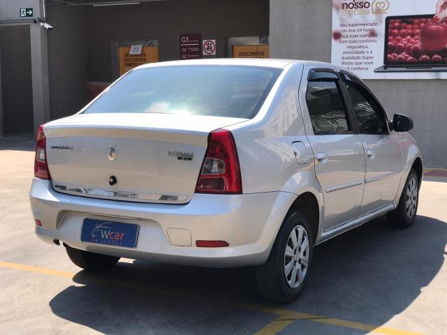 Renault Logan 1.6 Expression 2011 - Foto 6