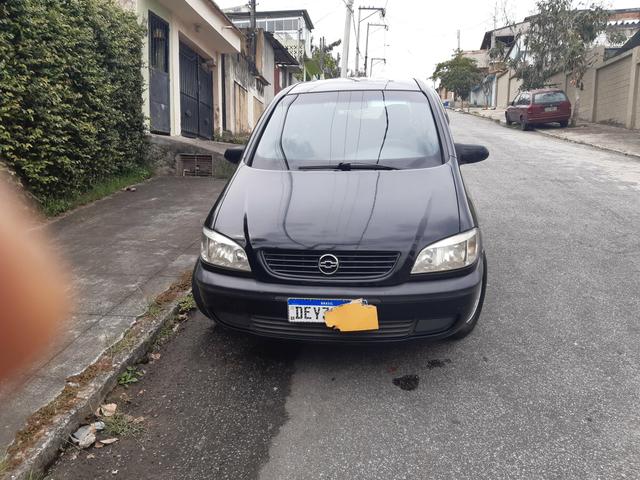 Zafira 7 lugares + GNV raridade - Foto 12