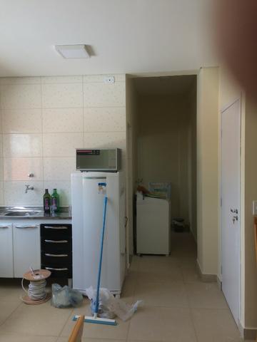 Apartamento mobiliado no centro - Foto 4