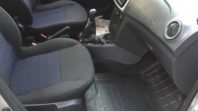 Vendo Sandero 2015/2015 Expression 1.0 - Foto 3