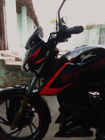 DAFRA APACHE RTR 200